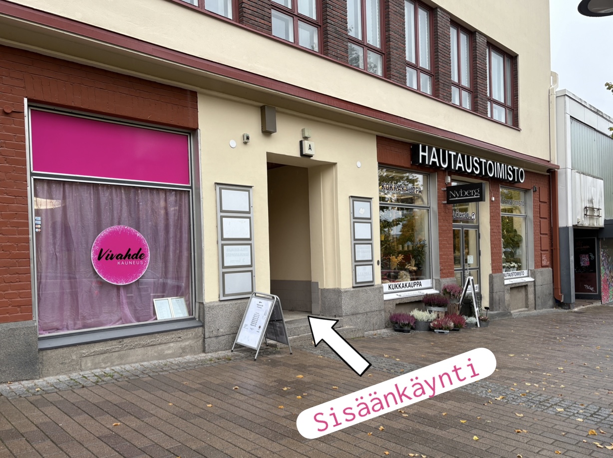 Alaovi Kauppakadulla